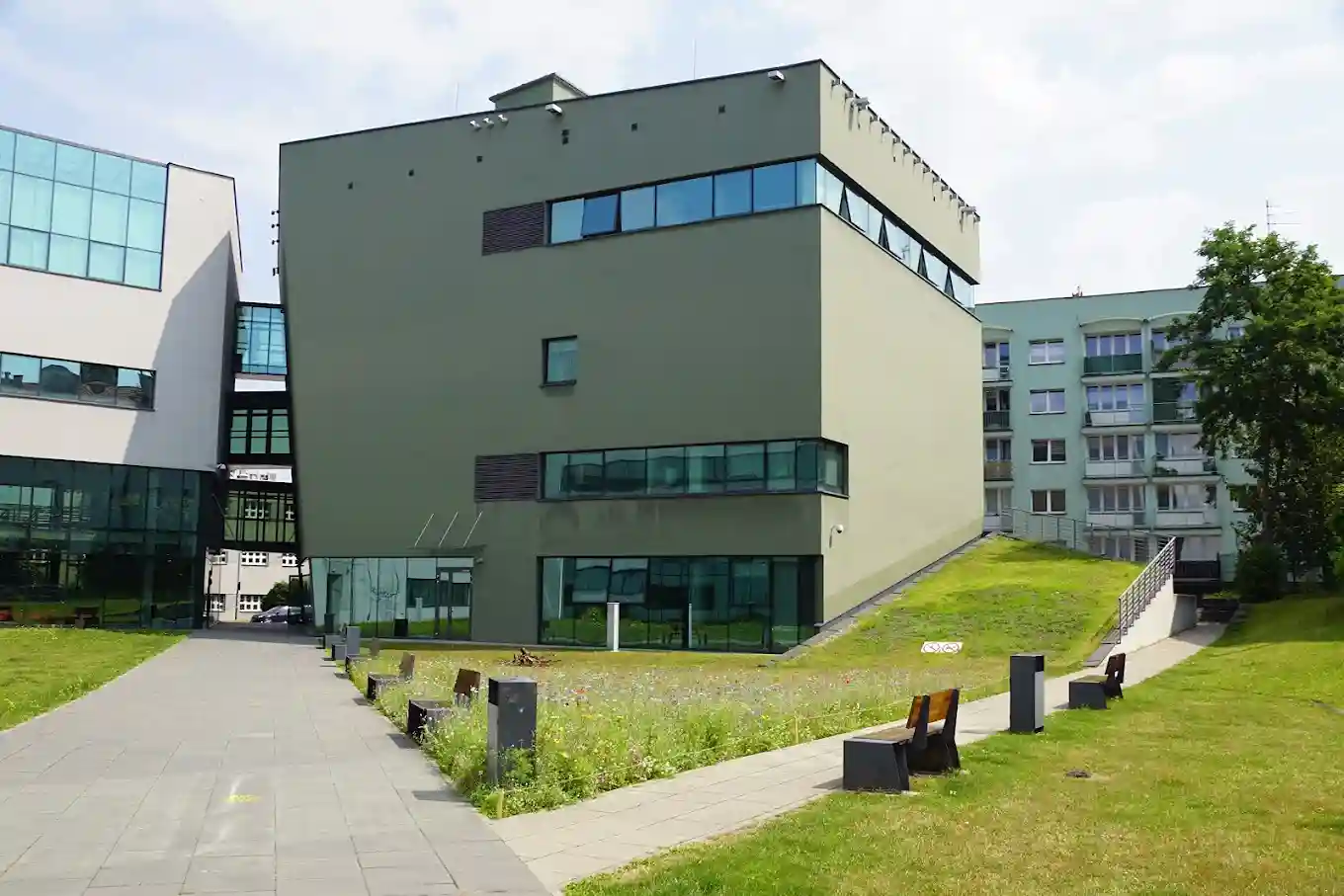 Naklejki kolekcjonerskie na legitymację studencką – Akademia Sztuk Pięknych w Katowicach