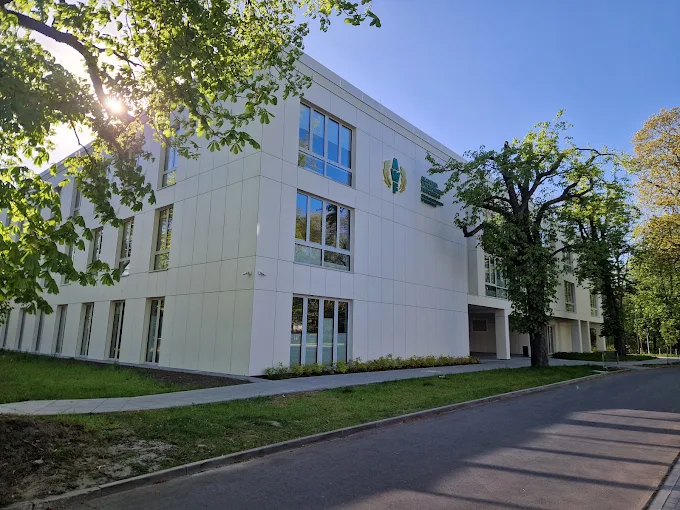 Budynek AWF Warszawa – hologramy kolekcjonerskie i naklejki legitymacja studencka