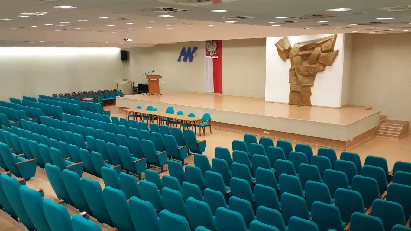 Aula Akademii Wychowania Fizycznego w Poznaniu – hologramy na legitymację doktorancką AWF i naklejki kolekcjonerskie