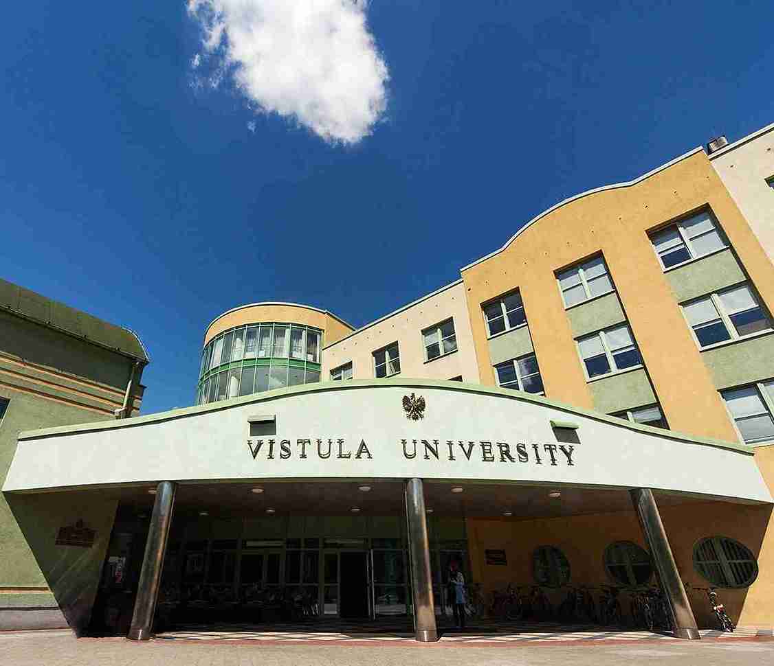 Budynek Akademii im. Aleksandra Gieysztora w Pułtusku – hologramy do legitymacji studenckiej i doktoranckiej AAG