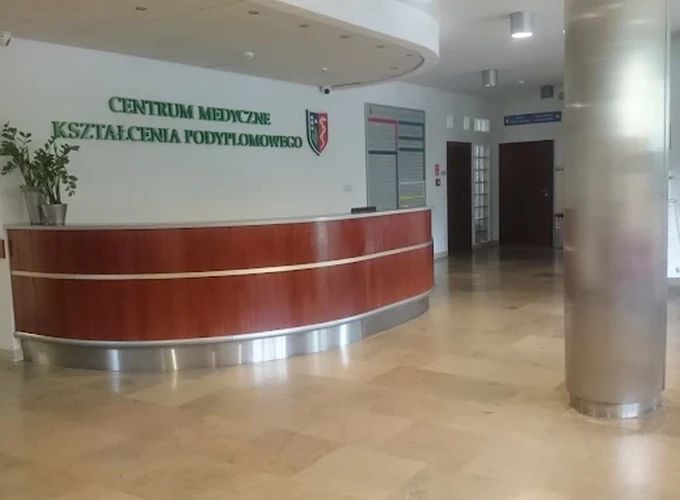 Centrum Medycznego Kształcenia Podyplomowego w Warszawie – naklejki do legitymacji studenckiej | hologramykolekcjonerskie24.com