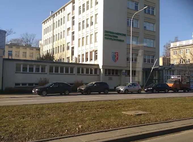 Budynek Centrum Medycznego Kształcenia Podyplomowego w Warszawie (CMKP) – naklejka na legitymację studencką | hologramykolekcjonerskie24.com