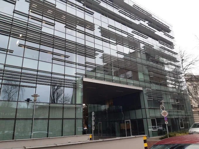 Politechnika Warszawska (PW) – hologramy kolekcjonerskie i naklejki do legitymacji studenckiej