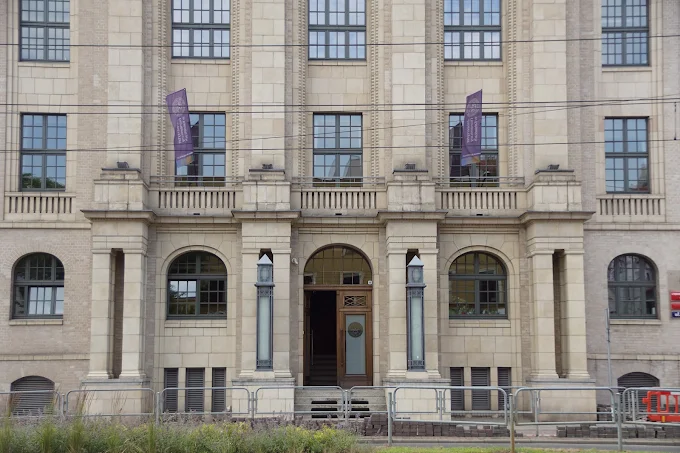Uniwersytet Ekonomiczny w Katowicach – naklejki na legitymację studencką i hologramy kolekcjonerskie HologramyKolekcjonerskie24.com