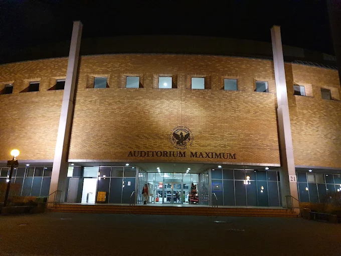 Auditorium Maximum UKSW w Warszawie – naklejka do legitymacji studenckiej i hologram kolekcjonerski