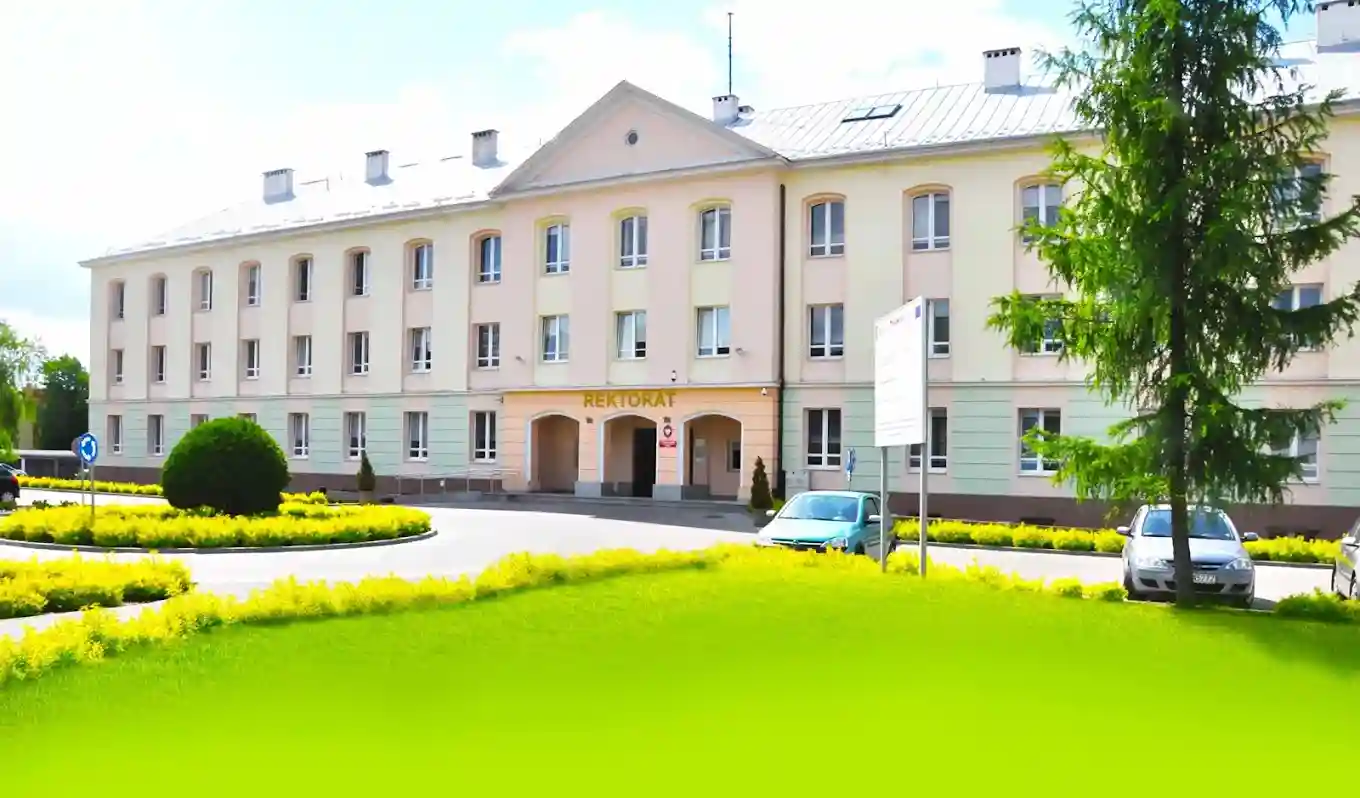 Budynek Uniwersytetu Radomskiego im. Kazimierza Pułaskiego – naklejki na legitymację studencką i hologramy doktoranckie