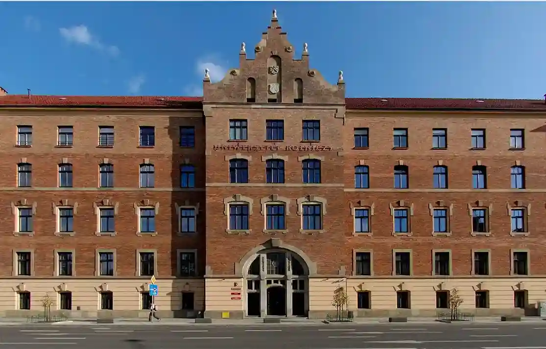 Reprezentacyjny budynek Uniwersytetu Rolniczego im. Hugona Kołłątaja w Krakowie – hologramy kolekcjonerskie studenckie i doktoranckie