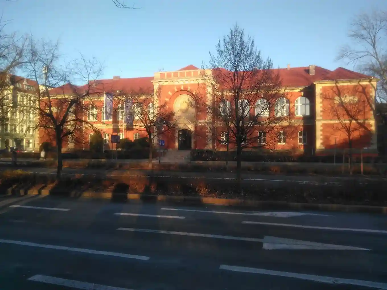 Budynek Uniwersytetu Szczecińskiego – hologramy do legitymacji studenckiej i doktoranckiej US oraz naklejki kolekcjonerskie