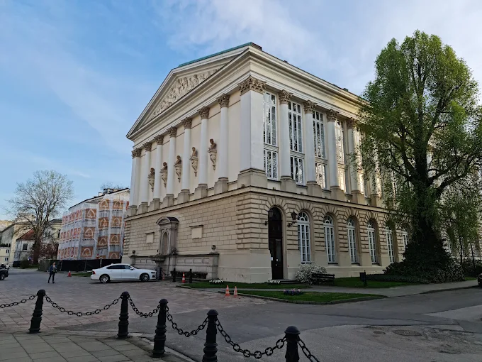 Budynek Uniwersytetu Warszawskiego – naklejki na legitymację studencką