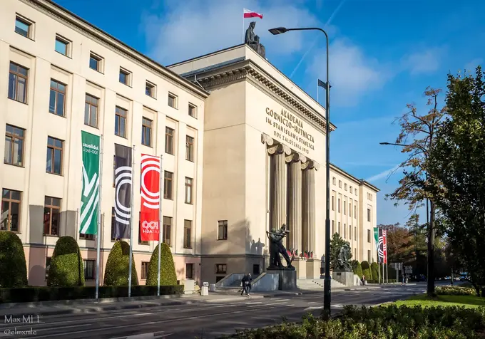 Gmach główny Akademii Górniczo-Hutniczej w Krakowie – naklejki kolekcjonerskie na legitymację studencką AGH