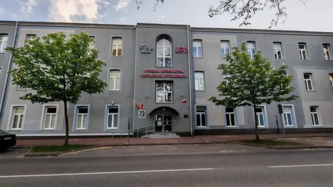 Wydział Informatyki i Sztucznej Inteligencji Politechniki Częstochowskiej – hologramy do legitymacji studenckiej i doktoranckiej